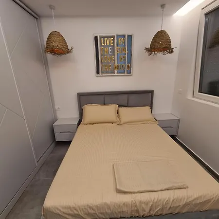 House Lleshi Holiday home
