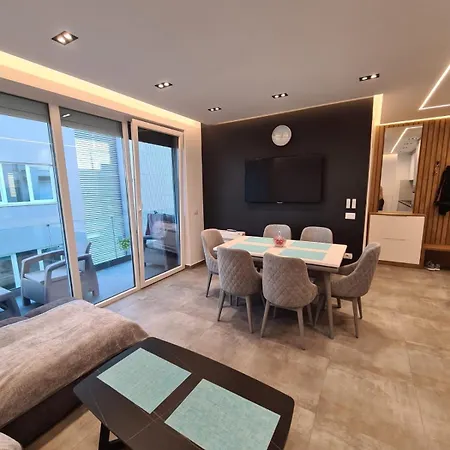 Holiday home House Lleshi Tale